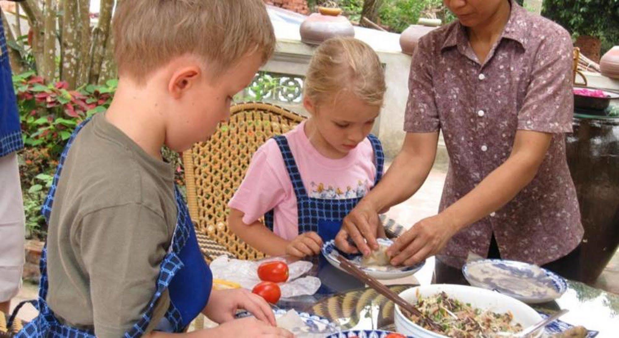 Moon Garden Homestay Son Tay Exteriör bild