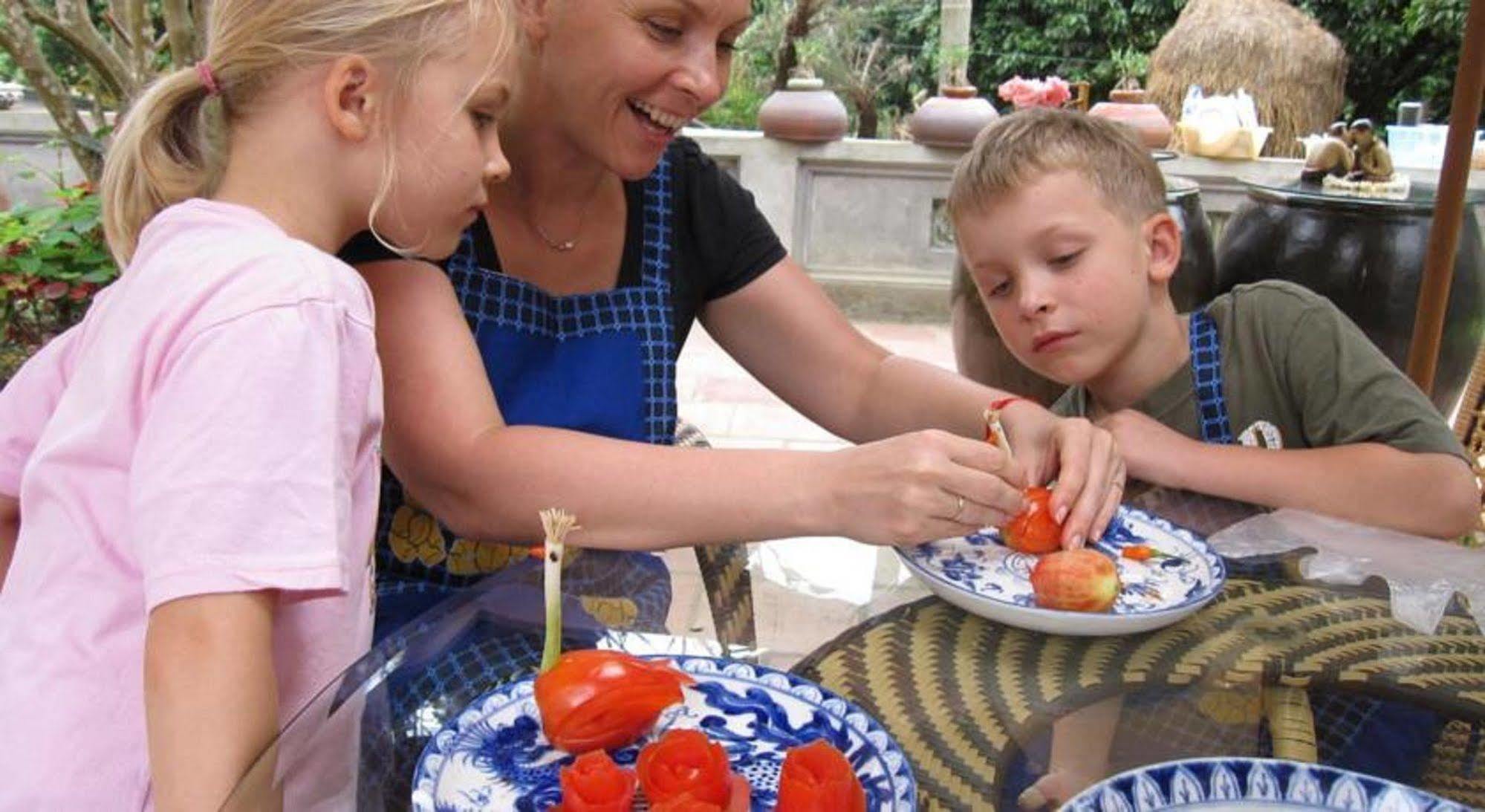 Moon Garden Homestay Son Tay Exteriör bild